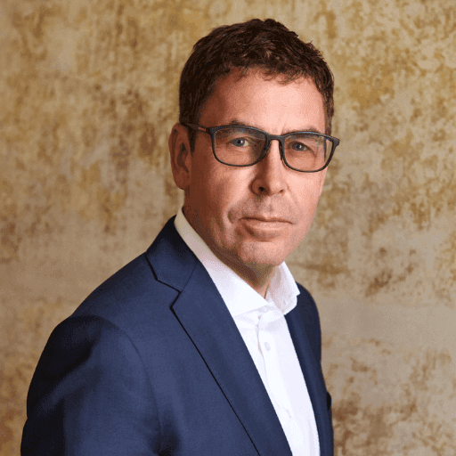 Foto řečníka Simon Johnson